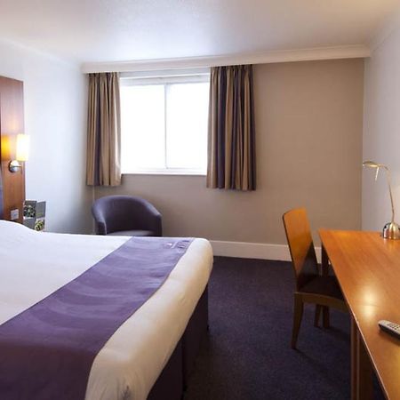 Premier Inn 톤브리지 외부 사진