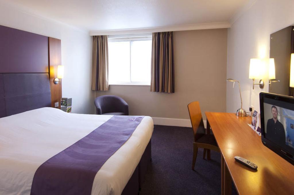 Premier Inn 톤브리지 외부 사진
